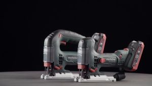 METABO 18V CORDLESS JIGSAW - BARETOOL STAB 18 LTX 100  W/O BATTERY AND CHARGER C/W PLASTIC CARRY CASE