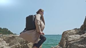 กระเป๋าเป้สะพายหลัง ฟังชั่นครบ กันน้ำ กันขโมย ช่องUSB