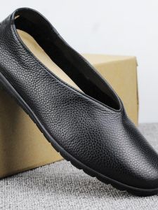 Beijing Old Man Leather Shoes round Mouth Mens Slip-On Casual Shoes Soft Bottom Anti-Slip Comfortable for Middle-aged And Elderly