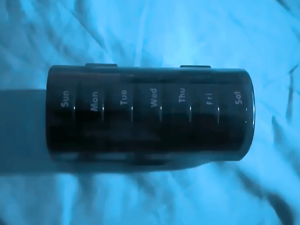 Portable Travel Pill Box 7 days Organizer 14 grids with Large Compartment Detachable Medicine Box