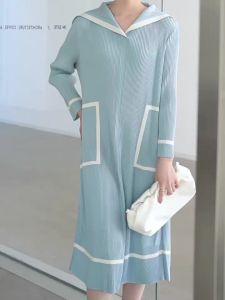 3290 One Size (45-75kg) Autumn And Spring Miyake Pleated English Casual Loose Commuter Dresses