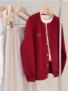 เสื้อคาร์ดิแกนถักสีแดงลายมังกรปีเกิดของคุณ ไซส์ใหญ่พิเศษ สำหรับผู้หญิง ฤดูใบไม้ผลิ 2024 เสื้อคลุมกันหนาวแบบสวมหัว