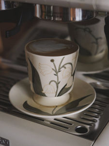 Retro Ceramic Handheld Coffee Cup And Plate Set for Office Drinking Water Cup Gift for Women Traditional Chinese Style Coffee Utensils