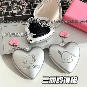 Portable Folding Heart Shaped Air Cushion Comb Mini Personal Mirror Two in One Design Compact Travel Size Hair Brush
