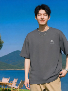 Jeanswest | Áo Thun Cotton Tay Ngắn Màu Trắng Mùa Hè 2026