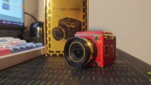 AMORUS | Vintage Digital Camera 64MP 2.7K Retro Point and Shoot Camera with Autofocus 2.0 inch 16X Zoom HD Video Camera with Manual Crank