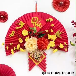Quạt Giấy Đỏ Treo Tường Ý Nghĩa Quạt Giấy Đỏ Kết Nhiều Mẫu Hoa Đón May Mắn Tài Lộc DG-447