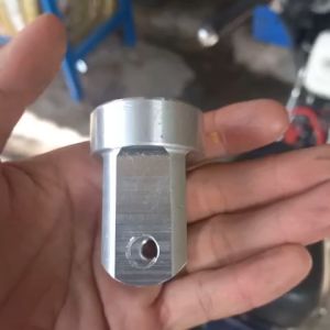 chân phuôc sau xe tay ga ( giá 1 chân )