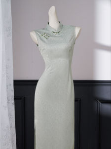 High-end Young-style Modified Green Sleeveless Cheongsam