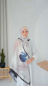 Kerudung Segi Empat Hijab Voal Motif Printing Belia Series By Sofeeya - Gratis Bros