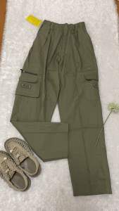กางเกงคาร์โก้ 5 กระเป๋า สีเขียว