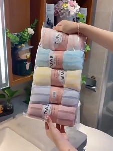 [ combo 5 ]ผ้าขนหนูผืนเล็ก ผ้าเช็ดหน้า เช็ดผม ขนาด 26*56cm คละสี