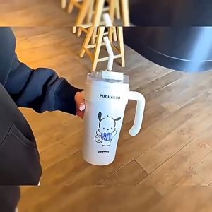 Media แก้วเก็บความเย็น 860ml แบบมีด้ามจับ พร้อมหลอดดูด แก้วน้ำดื่มสแตนเลส กระติกน้ำลายการ์ตูนน่ารัก แข็งแรง ทนทาน