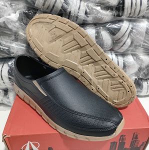 sepatu karet 700/sepatu pria terlaris. karet mentah sepatu att. anti air