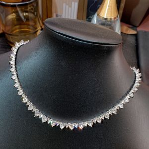 MESU.ACC | Sparkly Full Diamond Heart-shaped Necklace