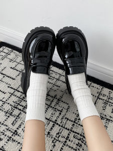 Thick-Soled Black Womens Shoes 2024 Spring New Retro British Style Versatile Height Increasing Casual Loafers with Round Head and Deep Mouth