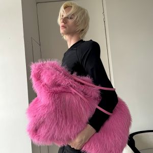 Fashionable Fur Handbag Embroidered Plush Tote Bag Pink Casual Soft Handle Large Size Teen Girls Commuter Bag Foldable