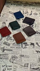 Ví Đựng Thẻ Nam Da Bò Cao Cấp Nhỏ Gọn Dáng Ngang Đẹp Mắt Phong Cách Retro Nam Tính Sang Trọng