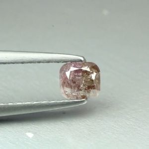 0.57 CT Untreated เพชรสีชมพูธรรมชาติ 100% จาก Argyle ที่สวยงามน่าหลงใหล