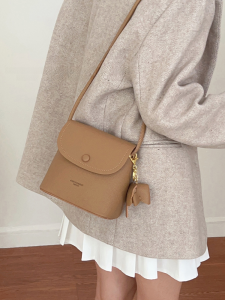 Retro Bucket Bag Womens Crossbody Shoulder Bag Versatile Mobile Phone Bag High-End Feel Autumn Winter New Style Lena Brand