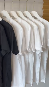 Meen1 T-shirt เสื้อยืดเปล่า คอกลม สีดำ สีขาว ผ้าเบาบางใส่สบาย ไม่ร้อน งานSize.S-Xl (เต็มตัวยาวพิเศษ) ทรงสวย พร้อมส่งจากไทย