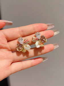 Elegant Simple Flower Shiny Diamond Ear Studs Women's Fashion Jewelry Small Size High-End Feeling Ear Decorations Pair Set