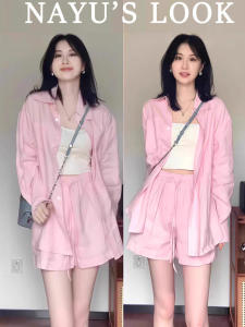 Dopamine Hồng Nữ Phong Cách Thể Thao Thoải Mái Nhẹ Áo Sơ Mi Dài Tay Quần Short Quần Đùi Bộ Đồ Hai Mảnh Chống Lão Hóa Thời Trang Mùa Hè