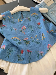 BINKAFENNY | เสื้อกั๊กสายเดี่ยวปักลายดอกไม้สีน้ำเงินสไตล์ฝรั่งเศสสำหรับผู้หญิงในฤดูร้อน ดีไซน์เก๋ไก๋ สุดสง่างาม เสื้อตัวบนที่สวยงาม