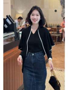 YUEZHONGWEI | Color Block Knitted Sweater Overcoat Set