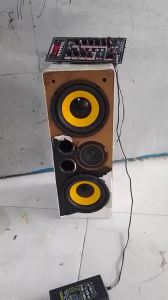 Loa bass 16 từ 100 coil 35 công suất 60W trở kháng 4 ôm màng cao su vàng