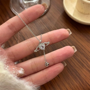 Cupid Heart Necklace Fashionable Versatile Alloy Pendant Lockbone Chain Gift for Girlfriend Birthday Fresh out Fashion Jewelry