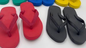 เสริมสร้างความสะอาดใส รองเท้าแตะ ส่งเร็วพิเศษ รองเท้าแตะฟองน้ำ รองเท้าแตะหูหนีบ พื้นนุ่มไม่ดีดน้ำ