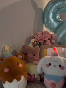 COD ตุ๊กตาวันเกิด น่ารัก รูปเค้กร้องเพลง มีไฟ LED มีหลายสีให้เลือก ของขวัญวันเกิด