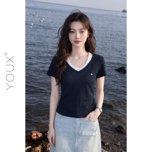 Illusion Two Pieces Colorblock V-neck Waist-accentuating Women T-Shirt