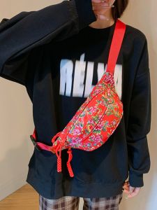 Northeast Big Flower Cloth Chest Bag Mens Ins Trendy Small Bag Crossbody Bag Shoulder Bag Men Sports Leisure Belt Bag Womens