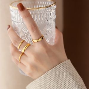 Fade-Resistant Simple Aesthetic Gold Ring Stylish Durable Retro Wide and Slim Design Trendy Unique