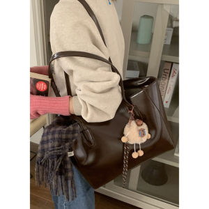 กระเป๋าถือผู้หญิงความจุขนาดใหญ่แบบย้อนยุค กระเป๋าสะพายไหล่แบบลำลอง กระเป๋าถือทรงกล่องสีพื้น กระเป๋าผู้หญิง กระเป๋าถือ PU วัสดุ