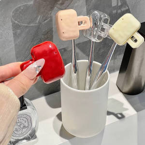 หมวกป้องกันฝุ่นแปรงสีฟันสำหรับการเดินทางแบบพกพาคลิปรัดปากแปรงสีฟันไฟฟ้ากล่องเก็บของพกพาฝาครอบป้องกันหัวแปรง