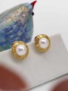 Retro Style 925 Silver High Gloss Natural Pearl Invisible Clip-On Pain-Free Mosquito Coil Elegant Atmosphere Piercing Free Earrings