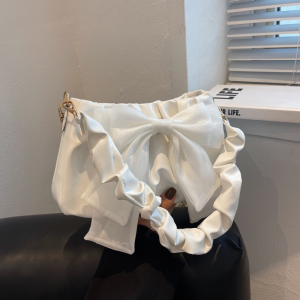 Fancy Niche Style Bag Female New New Arrival Ins Chain Shoulder Underarm Bag Easiest for Match Ruched Crossbody Small Square Bag