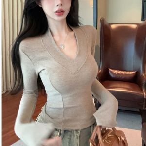 GUZILIAN | Fashionable Casual Long Sleeve T-Shirt V-Neck Slim Fit Inner Wear Base Top For Women Autumn Winter New Style Korean Version