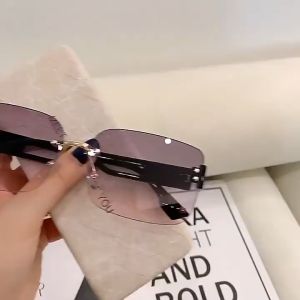 Ulzzang Frameless New Sunglasses Retro Square UV Blocking Sunglasses Ladies/Men Gradient Lenses