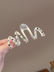 คลิปหนีบผมรูปฉลาม M สไตล์เกาหลี คลิปหนีบผมทรงคลื่นสำหรับผู้หญิง คลิปหนีบผมสุดหรูหรา คลิปหนีบผมทรงฉลาม คลิปหนีบผมแบบใหม่ 2024