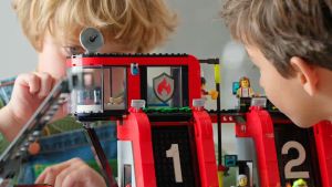 LEGO City 60414 Fire Station with Fire Engine Building Playset (843 Pieces)