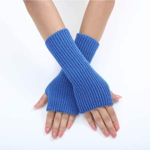 Feelme KK-208 Sarung tangan rajut knit handsock manset fingerless.Hand Warmer japanese harajuku y2k style. Korea korean style