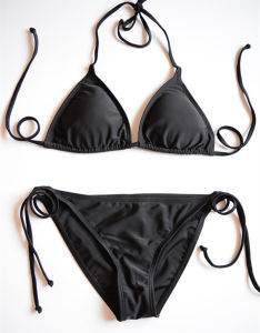 ชุดว่ายน้ำเซ็กซี่สีดำ ชุดว่ายน้ำบิกินี่ทรงสามเหลี่ยม ทรงเข้ารูป สายรัด สำหรับผู้หญิง ชุดว่ายน้ำลำลอง ชุดว่ายน้ำบิกินี่