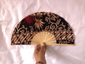 Kipas souvenir kipas tangan kipas batik kipas bambu ukuran kecil