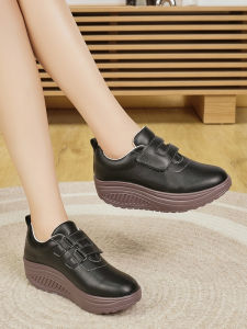 Not Tired Feet Thick Sole Non-Slip Mom Shoes Magic Stick Shoes Breathable Sports Womens Shoes Rocking Shoes Travel Shoes Autumn New Arrival