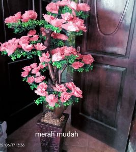 mawar seribu bunga artificial 8 cabang premium lengkap dg pot