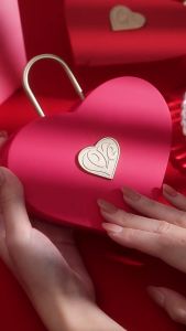 Hidden Jewelry Box Aesthetic Kado Pasangan Pacar Sahabat Teman Kamu - The Beginning - Anniversary - Ulang Tahun - Birthday - Natal - Kotak Perhiasan Kalung Dan Cincin Bentuk Hati Kado Hadiah Valentine